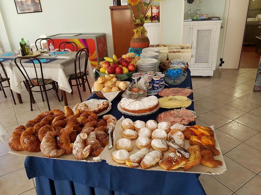 Hotel Acapulco Viserbella di Rimini 外观 照片