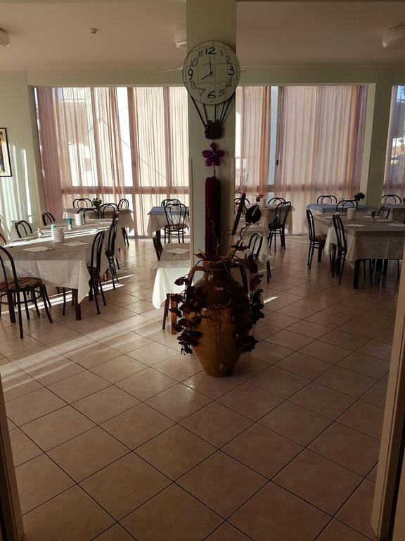Hotel Acapulco Viserbella di Rimini 外观 照片