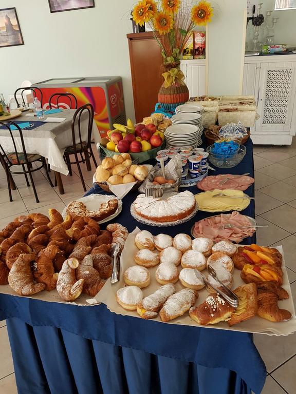 Hotel Acapulco Viserbella di Rimini 外观 照片